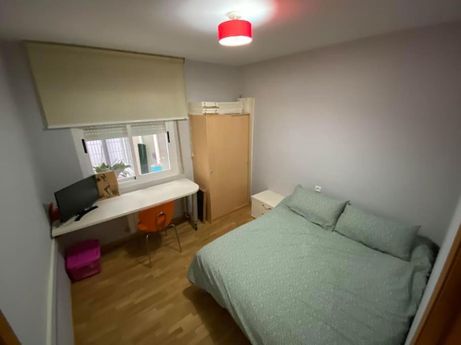 Ferienwohnung Buen Lugar Trabajo Y Familiar Ciudad Real Exterior foto