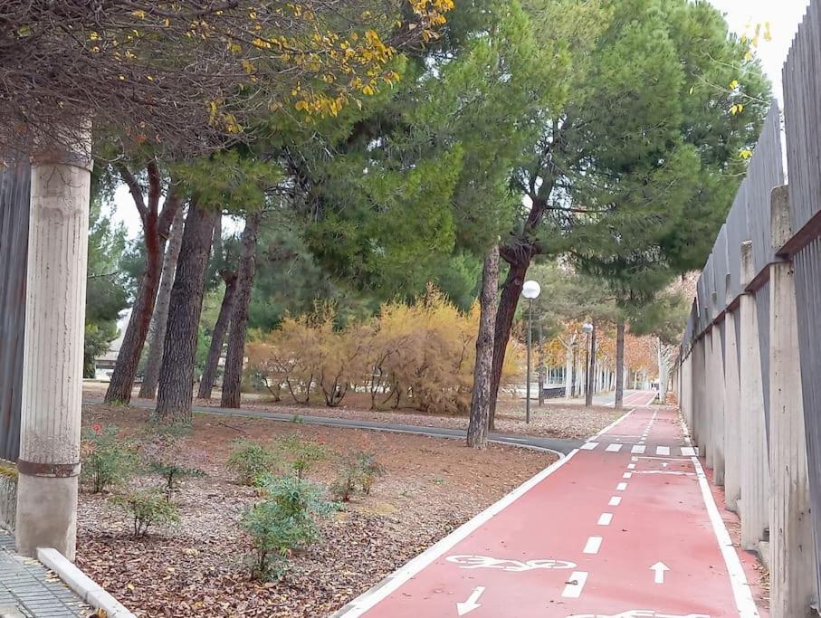 Ferienwohnung Buen Lugar Trabajo Y Familiar Ciudad Real Exterior foto